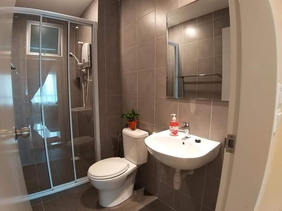 96кв.м 3, 2 баня Апартамент
 в Путраджая Kampong Tangkas Екстериор снимка